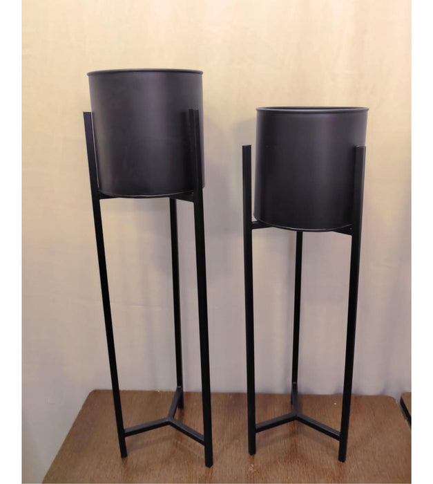 Metallic Black Metal Planters With Plants Stand Set of 2